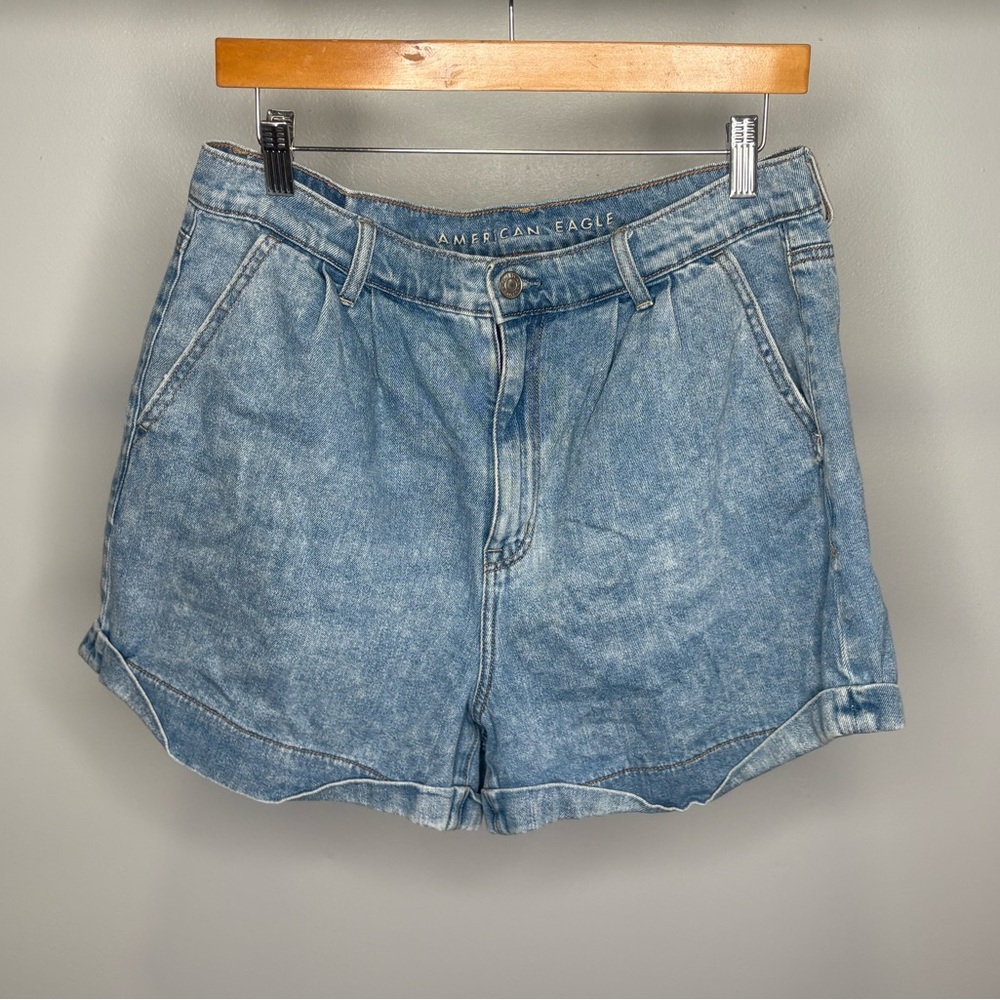 American Eagle Outfitters Light Blue Jean Shorts